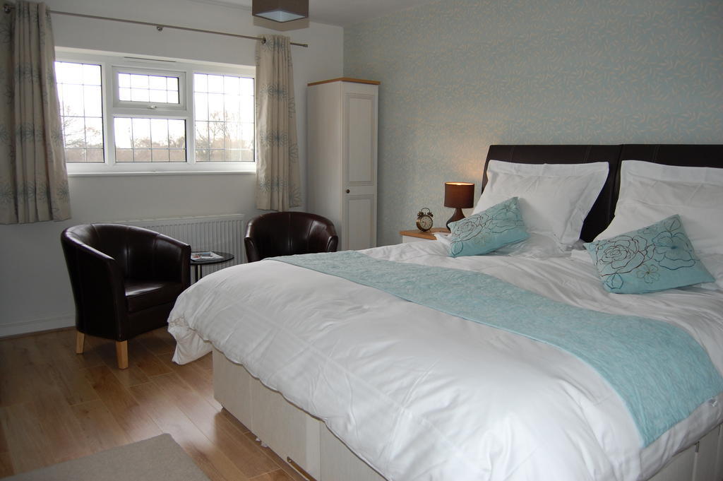 Canal View Bed And Breakfast Saxilby Room photo